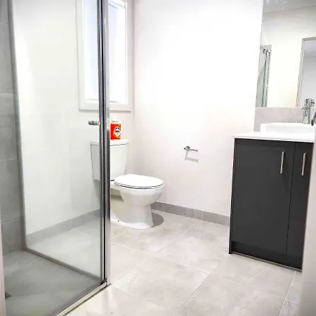 Lucas One 2-Bedroom Apartment Nbn Pets Cardigan Exterior photo