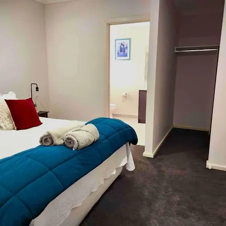 Lucas One 2-Bedroom Apartment Nbn Pets Cardigan Exterior photo