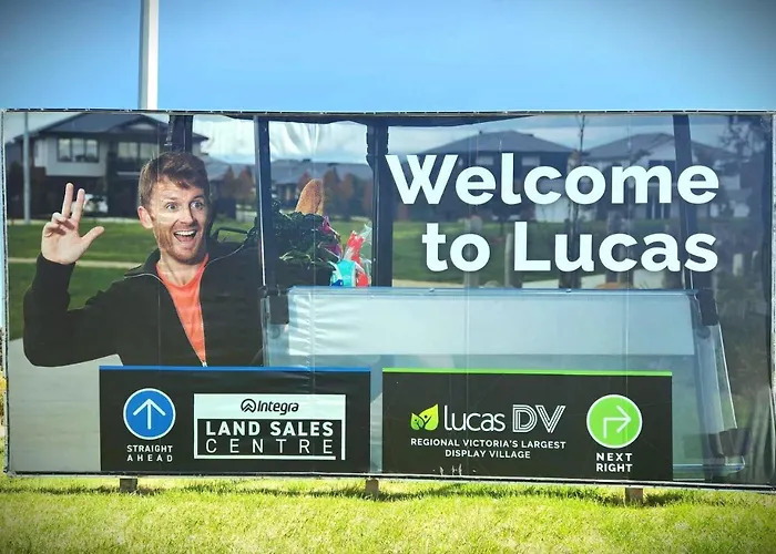 Lucas One 2-Bedroom Apartment Nbn Pets